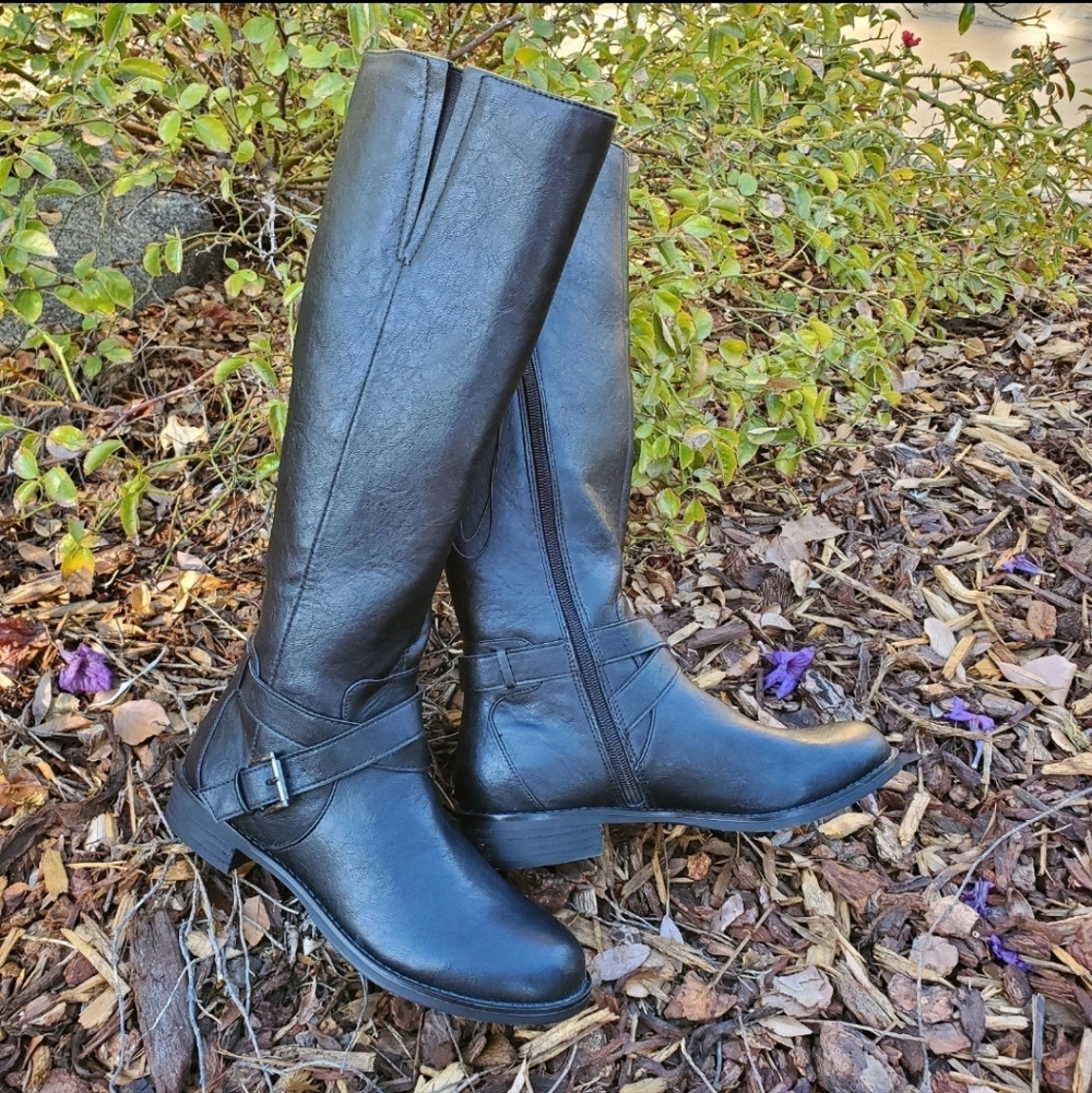 Kenneth Cole Womens Black Tall Wind Riding Harness Boots